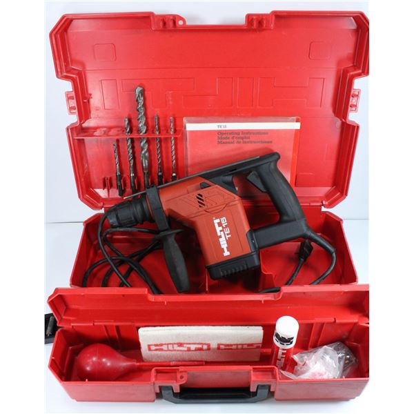 HILTI TE 15 POWER DRILL WITH CARRY CASE & ATTACHMENTS