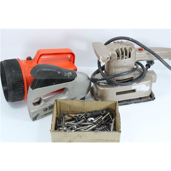 FLAT OF MISC TOOLS INCLUDING FINISHING SANDER & POWERSHOT STAPLER