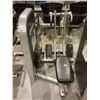 Image 1 : LIFE FITNESS SEATED ROW MACHINE