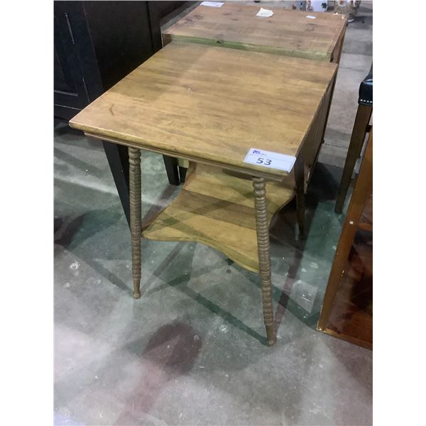 2 TIER TABLE 21.75 X 22.25 X 30"