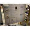 Image 2 : WEISER SMARTCODE 10 ELECTRONIC DEADBOLT AND HANDLE SET COMBO PACK