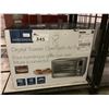 Image 1 : INSIGNIA DIGITAL TOASTER OVEN WITH AIR FRYER