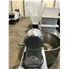 Image 2 : LA MINERVA COMMERCIAL TABLE TOP MEAT GRINDER