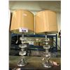 Image 2 : 3 ASSORTED TABLE LAMPS