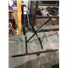 Image 2 : 2 FOLDING YORKVILLE KEYBOARD STANDS
