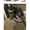 Image 1 : 2 SHOP VACS