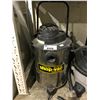 Image 2 : 2 SHOP VACS