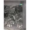 Image 2 : ASSORTED STYLES AND SIZES LEATHER GLOVES