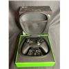 Image 2 : XBOX ELITE SERIES 2 WIRELESS CONTROLLER