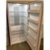 Image 2 : FRIGIDAIRE STANDING FREEZER MODEL FFFH20F3WW0