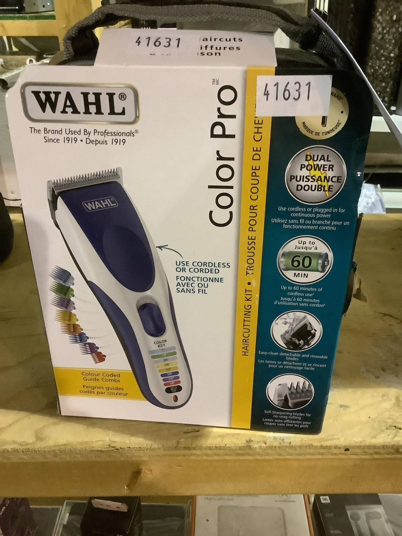 WAHL COLOR PRO HAIR CUTTING KIT WITH COLOR CODED GUIDE COMBS