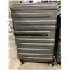 Image 3 : SAMSONITE MCGRATH 3 PIECE LUGGAGE SET