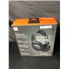 Image 2 : *NEW* JBL TOURONE WIRELESS NOISE CANCELLING HEADSET