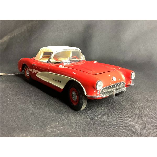 FRANKLIN MINT PRECISION MODELS 1957 CORVETTE  1:24 SCALE WITH COA