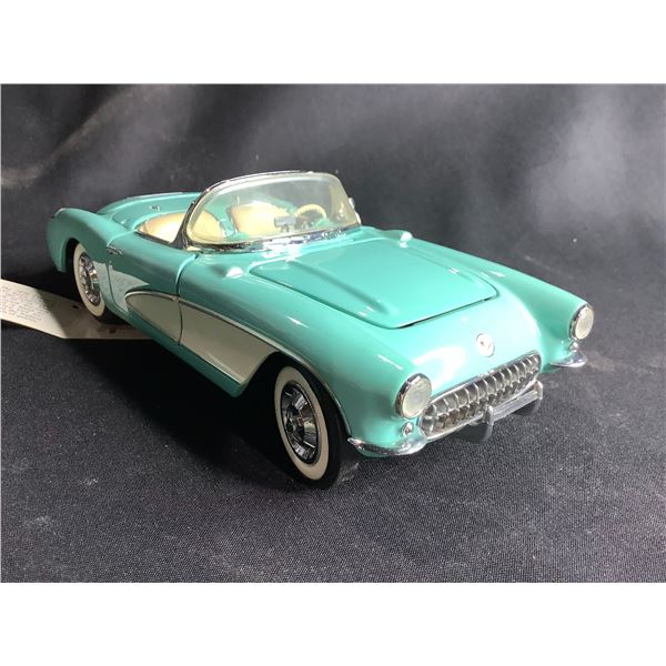 FRANKLIN MINT PRECISION MODELS 1956 CORVETTE  1:24 SCALE WITH COA