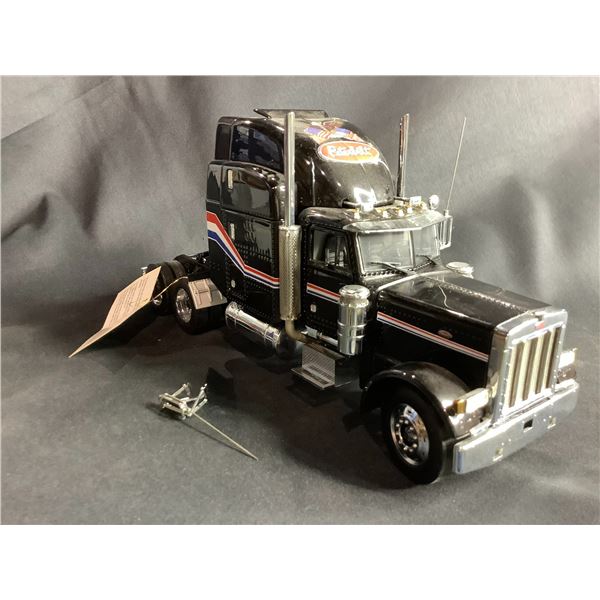 FRANKLIN MINT PRECISION MODELS THE PETERBILT 379 1:32 SCALE WITH COA