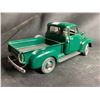 Image 2 : DANBURY MINT 1953 CHEVROLET PICKUP  1:24 SCALE