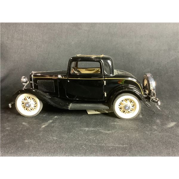 FRANKLIN MINT PRECISION MODELS THE 1932 FORD DUECE COUPE 1:24 SCALE WITH COA