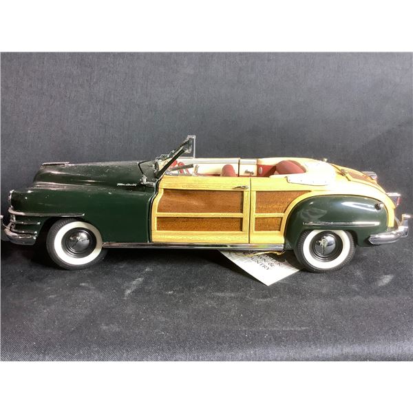 FRANKLIN MINT PRECISION MODELS THE 1948 CHRYSLER TOWN AND COUNTRY  1:24 SCALE WITH COA