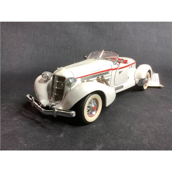 Franklin Mint 1/24 Duesenberg SSJ Speedster 1935 – Rouge & Gris – Miniature Moulée