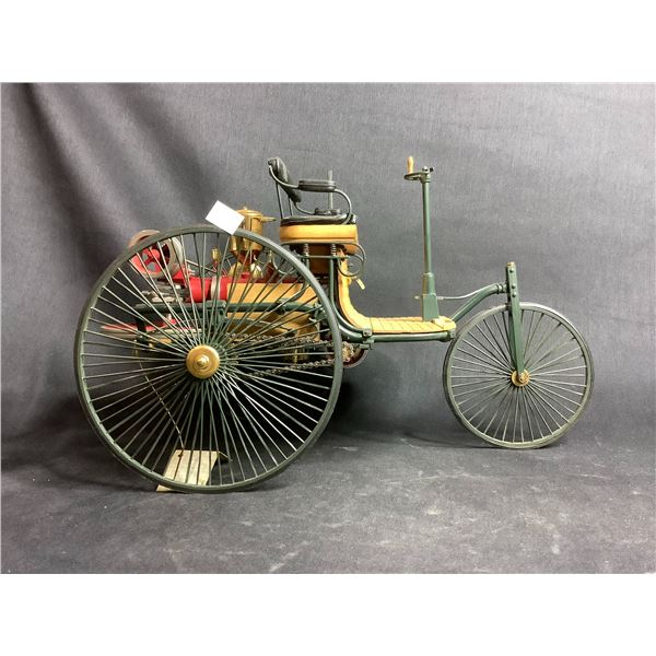 FRANKLIN MINT PRECISION MODELS THE 1886 BENZ PATENT MOTORWAGEN 1:8 SCALE WITH COA