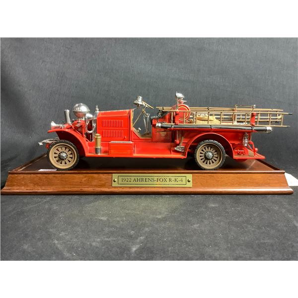 FRANKLIN MINT PRECISION MODELS THE 1922 AHRENS-FOX R-K-4 PUMPER 1:24 SCALE WITH COA