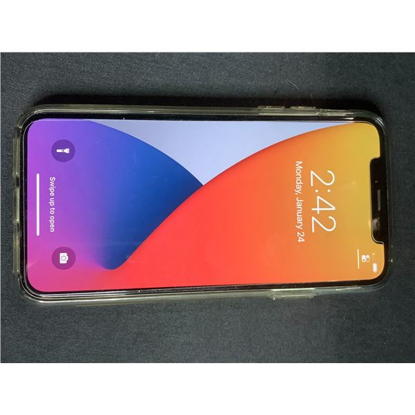 IPHONE X 256GB WORKING, PHONE IS CARRIER UNLOCKED