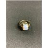 Image 2 : DESIGNER OPAL RING IN ILLUMINATED BOX