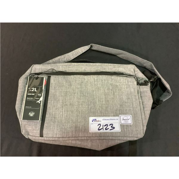 *NEW WITH TAGS* HERSCHEL 22L GIBSON LARGE SIDE BAG