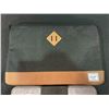 Image 3 : 2 HERSCHEL LAPTOP COVERS : 13" & 15.6"