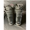 Image 3 : AIRBLASTER GLACIER COLLECTION SNOW PANTS SIZE XL & SIZE 13 DC WINTER BOOTS
