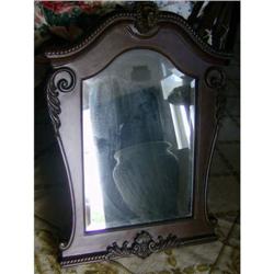 Decorative beveled mirror with lion head
