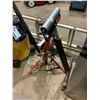 Image 2 : SET OF ADJUSTABLE HEIGHT DUAL WORK LIGHTS & STOCK ROLLER
