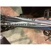 Image 2 : BLUE & GREY BOUNDARY TRAIL 21SPD MOUNTAIN BIKE