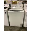 Image 1 : KENMORE ELITE TOP LOADING CLOTHES WASHER