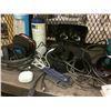Image 2 : *PARTS/REPAIR* OCULUS, WIRELESS EARBUDS, HEADSET, MEMORY CARDS, & MORE