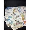 Image 2 : LOT OF ASSORTED FIRST DAY & COMMEMORATIVE WORLDWIDE COVERS INCLUDING; AUSTRALIA