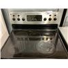 Image 2 : FRIGIDAIRE ELECTRIC TOP STOVE WITH CONVECTION OVEN MODEL CPLEFMZ9GCA