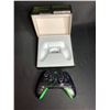 Image 2 : XBOX 20TH ANNIVERSARY SPECIAL EDITION TRANSLUCENT WIRELESS CONTROLLER