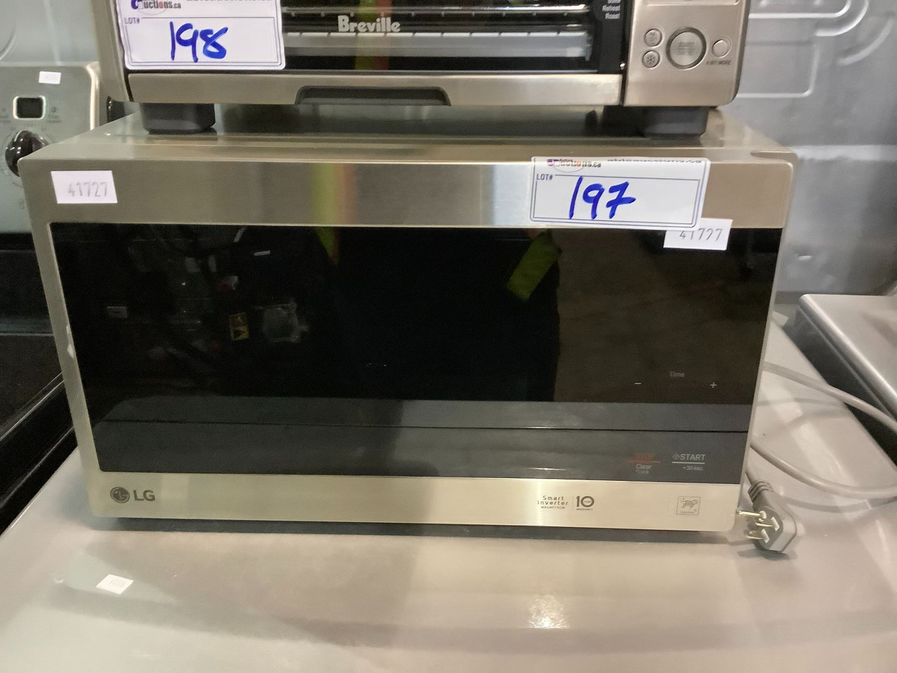 TESTED WORKING LG SMART INVERTER MICROWAVE Tested Working Lg Smart Inverter Microwave