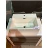 Image 2 : 2 DRAWER BATHROOM VANITY 18 X 28 X 35"