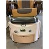 Image 2 : *TESTED WORKING* TRUETOUCH MASSAGE EXPERIENCE MODEL 9622 120V GULFSTREAM WITH USB AND OUTLET