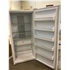 Image 2 : FRIGIDAIRE STANDING FREEZER MODEL FFFH20F3WW0