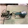 Image 1 : MAKITA 1/2 SHEET SANDER & BLACK & DECKER ROUTER