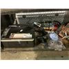 Image 2 : SHELF LOT OF ASSORTED ITEMS INCLUDING; TOOLS, GRINDING DISCS, PRINTER & MORE