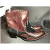 Image 3 : SIZE 11 ANKLE HEIGHT COWBOY BOOTS & GOLD COLOURED COIN