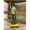 Image 1 : DEWALT 20V DCG413 4-1/2" CORDLESS GRINDER WITH BATTERY