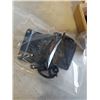 Image 2 : 4 BOXLINK LOAD CARRYING CARGO STRAPS LOCKING MOUNTS