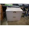 Image 1 : 2 DRAWER LATERAL FILING CABINET
