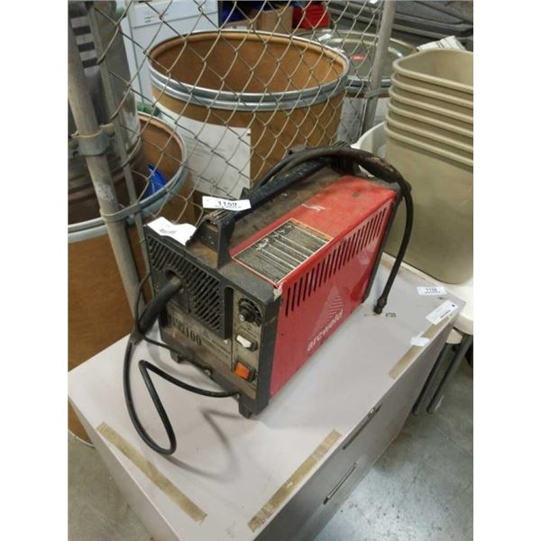 HANDY CORE 100 WELDER WORKING